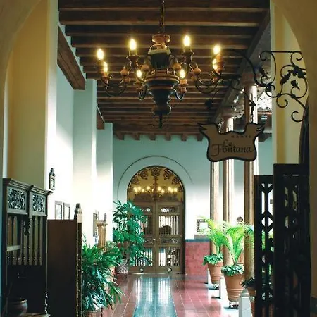Hotel Mi Solar Ejecutivo Uruapan  Exterior photo